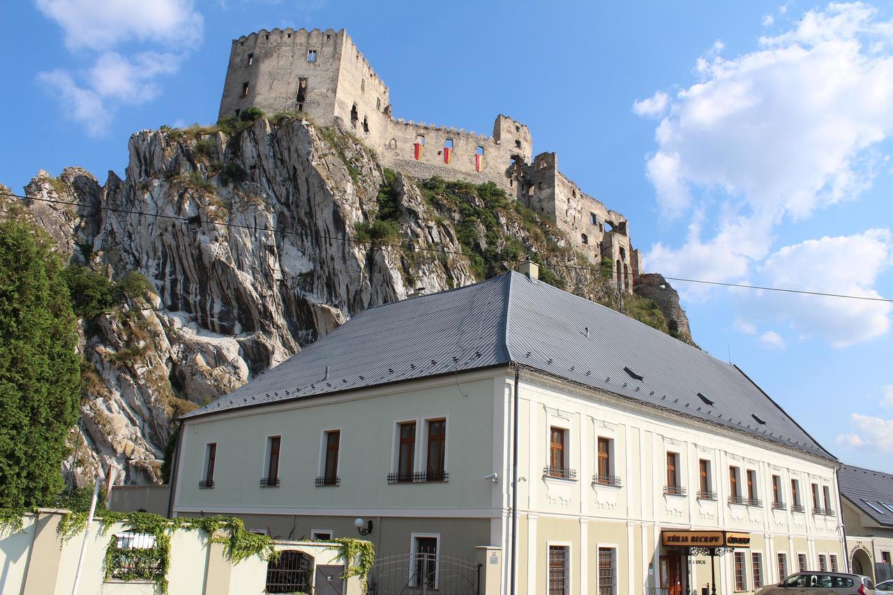 Kuria Beckov - Penzion Exterior foto